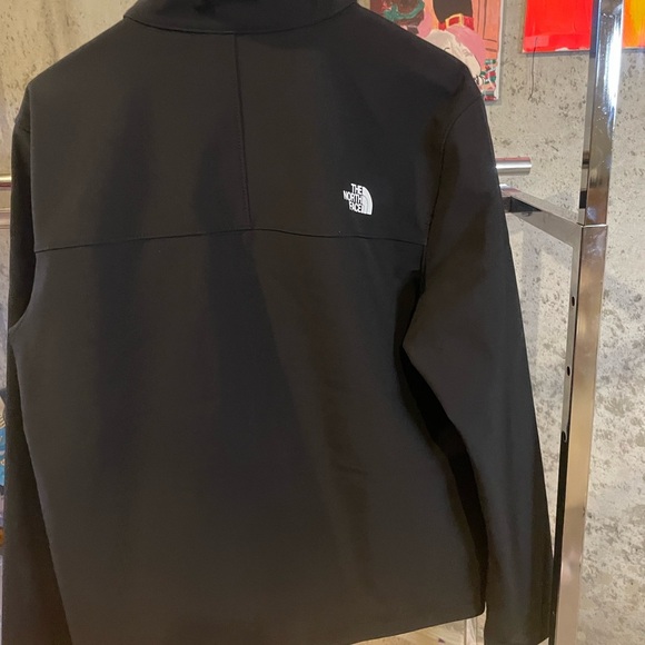 The North Face Men's Black Jacket - Picture 6 of 7